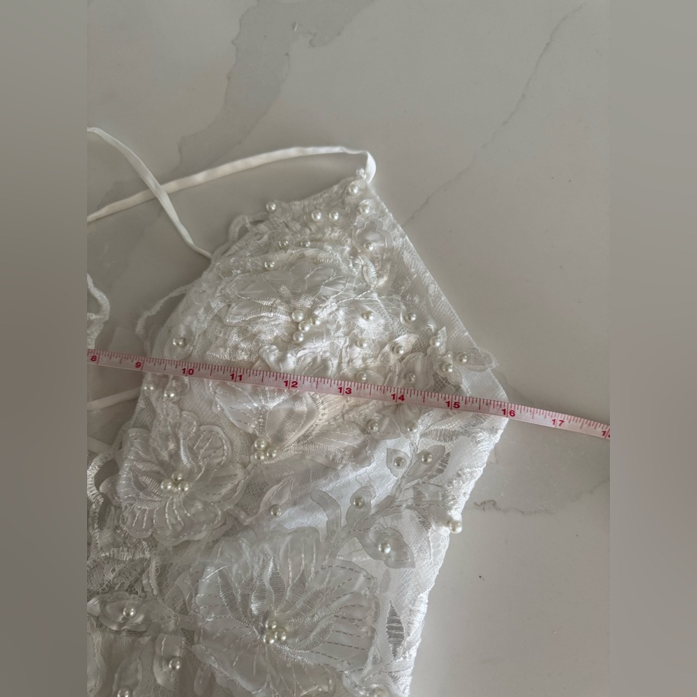 Elegant White Lace Women Dress - Picture 10 of 11